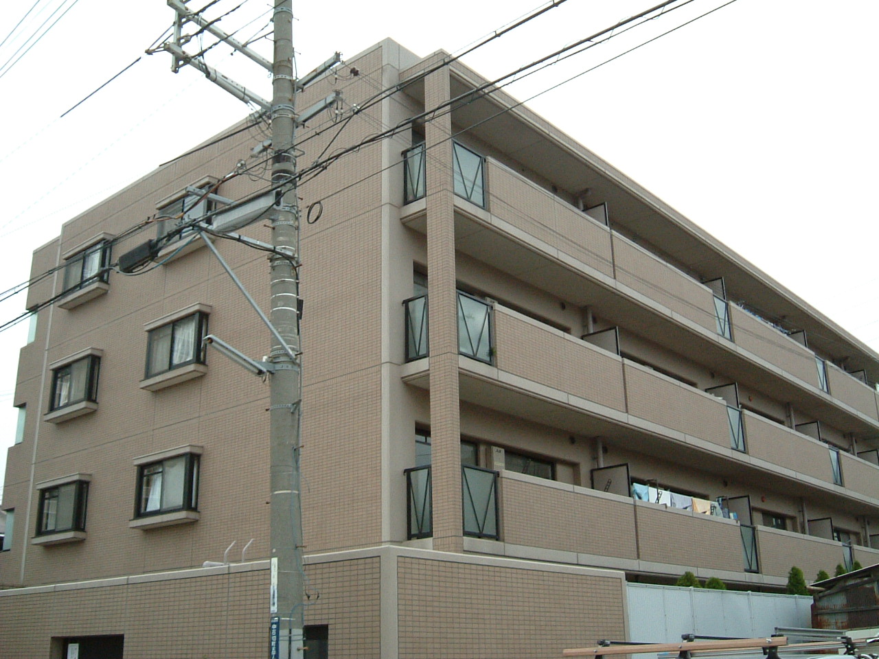 人気の新石切駅の特優賃物件!!新婚様オススメ!!仲介手数料無料♪♪満室御礼写真
